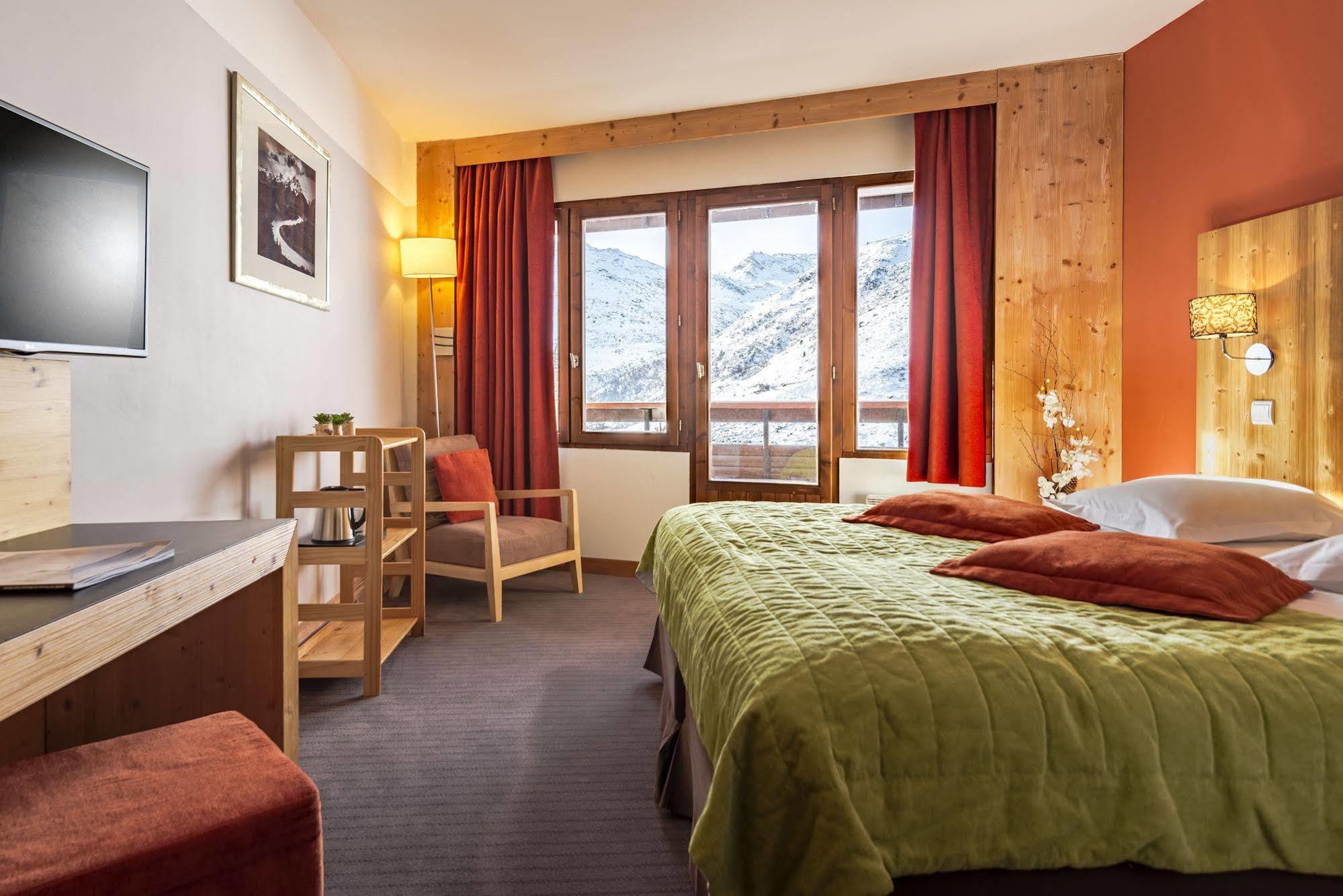 Hotel Les Bruyeres Les Menuires Экстерьер фото